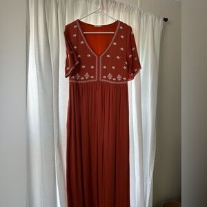 Roolee Dress: detailed stitching